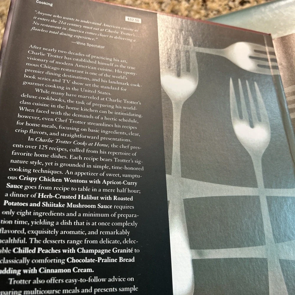 Charlie Trotter CHARLIE TROTTER‎ COOKS AT HOME 1st Edition GOOD  Hardbound